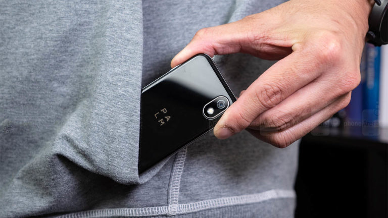 Đánh giá Palm Phone: Đừng đùa, chụp ảnh cực đẹp và có cả chống rung EIS khi quay video đấy nhé