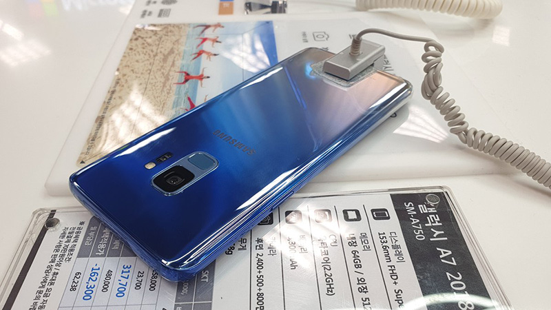 Galaxy S9 màu xanh