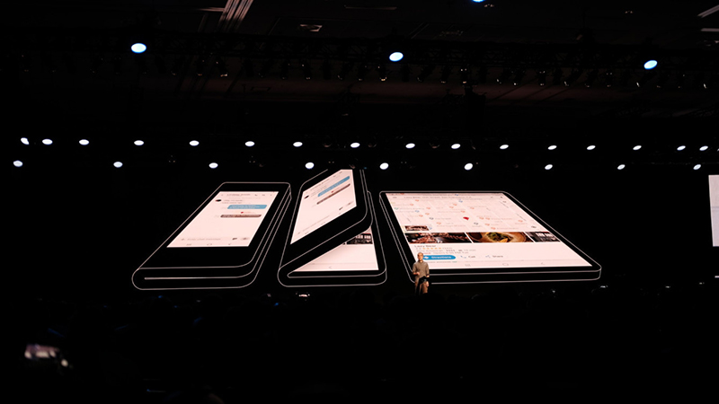 Giá bán smartphone Samsung màn hình gập