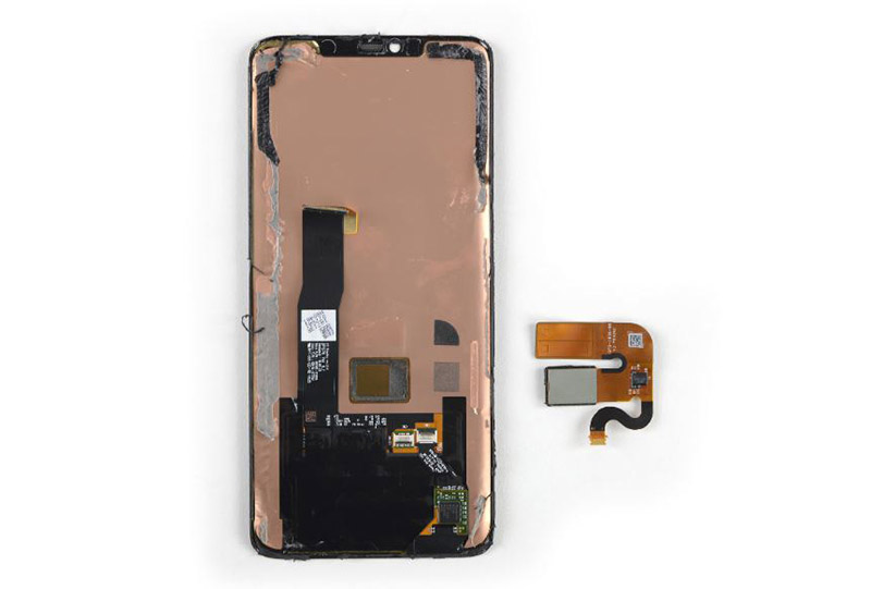 Mổ bụng Huawei Mate 20 Pro: Cảm biến vân tay quang học, hỏng 1 thay 2
