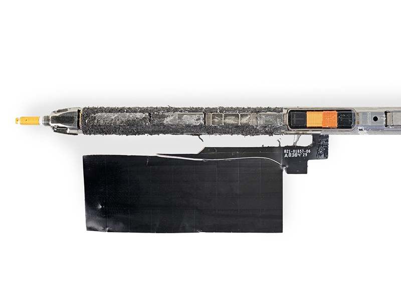 Mổ bụng iPad Pro 2018 bản 11 inches: Nội thất đẹp như vẻ ngoài, hơi khó sửa một chút