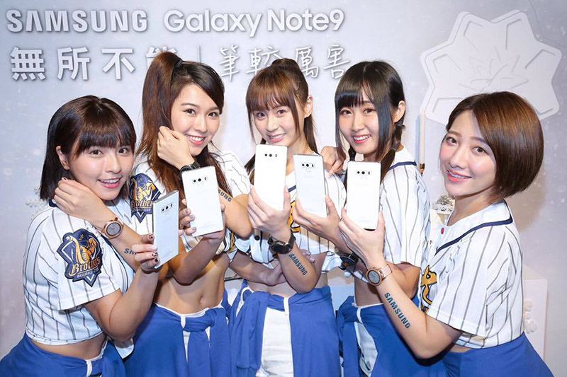 Galaxy Note 9 màu trắng (Snow White) ra mắt đón chào Giáng Sinh, giá không đổi