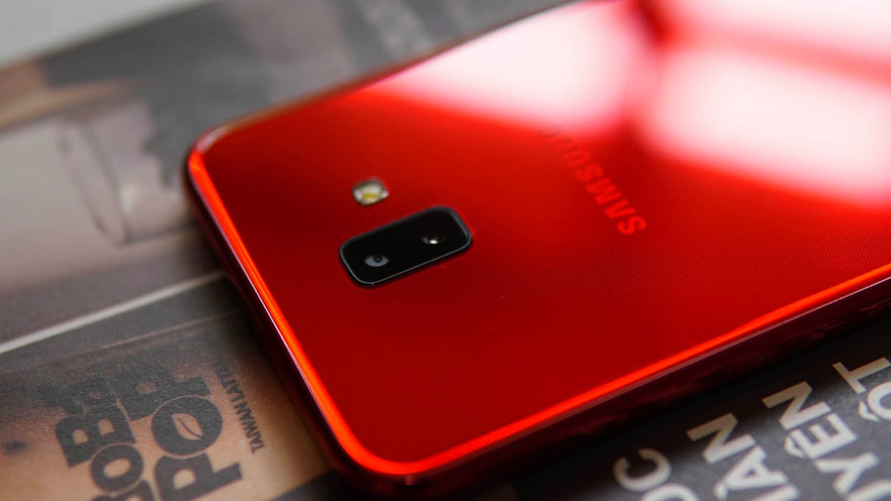 Smartphone Galaxy R của Samsung “Trở lại” với chip Snapdragon 450