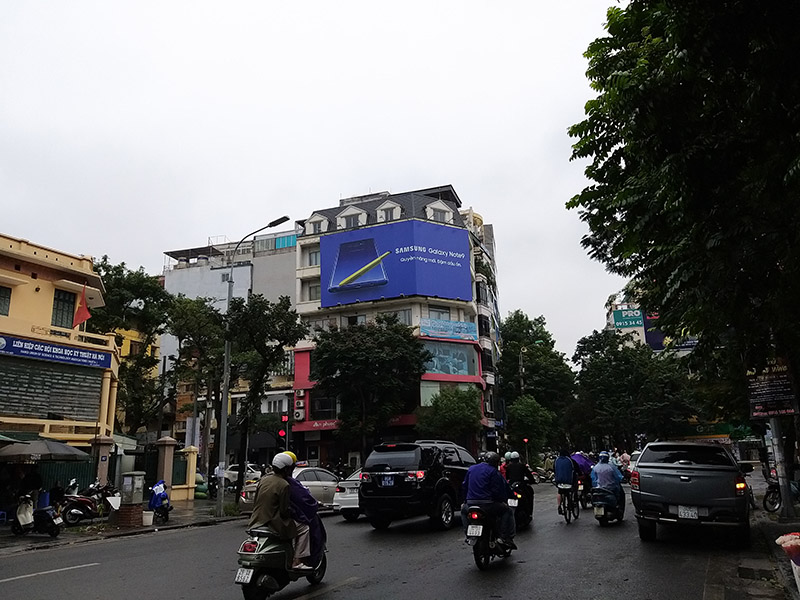 Mở hộp và trên tay Galaxy A9 2018 chuẩn bị mở bán tại Việt Nam