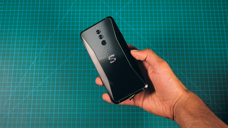 Trên tay Xiaomi Black Helo