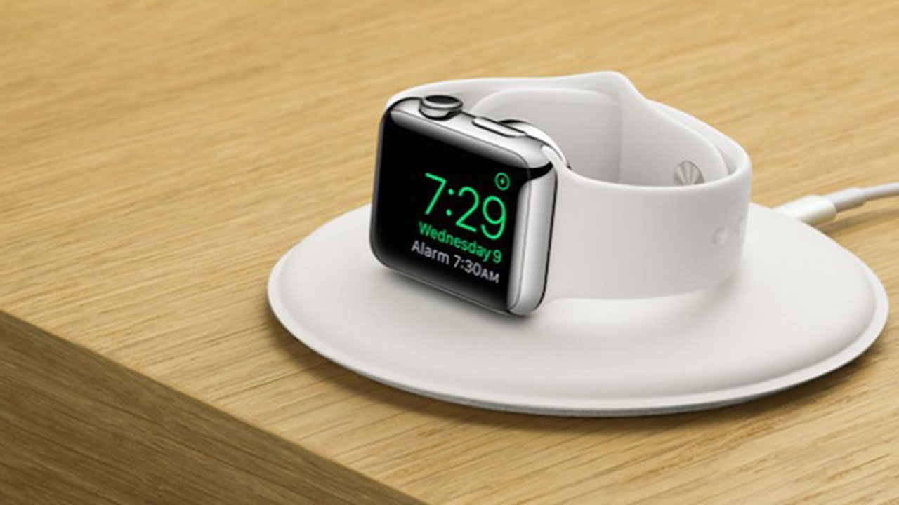 Hướng dẫn cách sạc và xem phần trăm pin Apple Watch