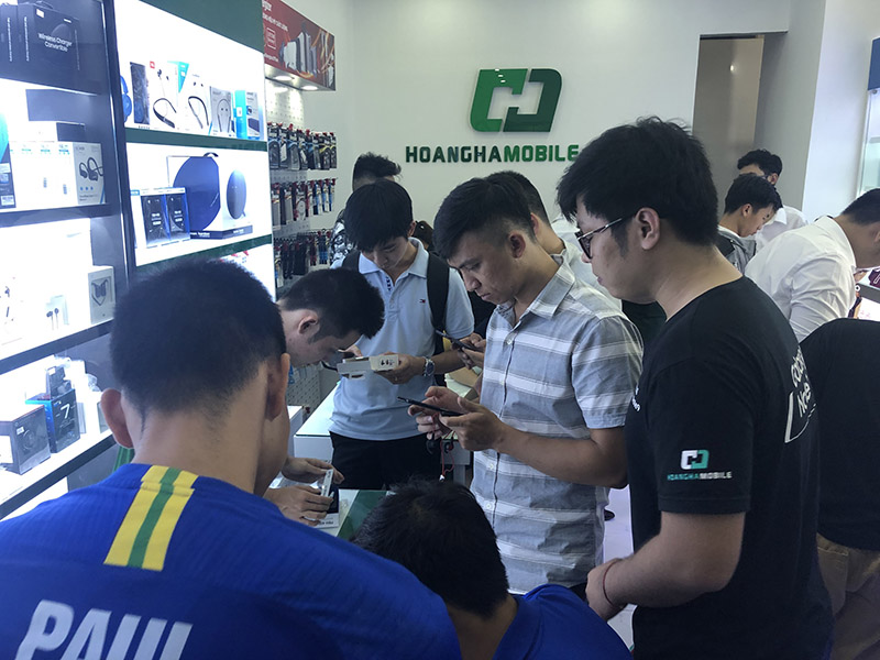 Thư cảm ơn khách hàng nhân dịp khai trương Hoàng Hà Mobile 215 Lê Văn Việt, Q9