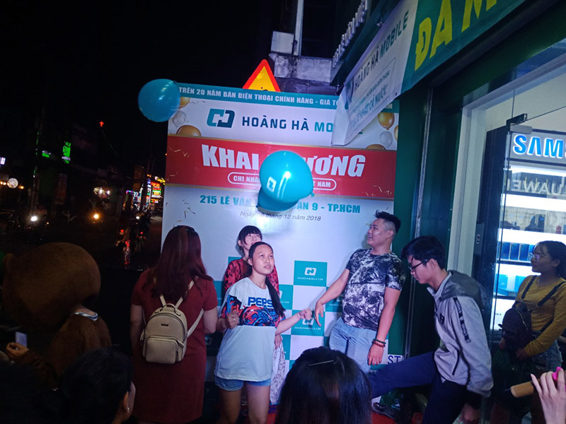 Hoàng Hà Mobile 215 Lê Văn Việt