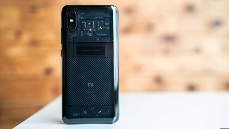 Xiaomi Mi 8 Pro DGW rẻ hơn tới gần 3 triệu đồng, có trả góp 0%