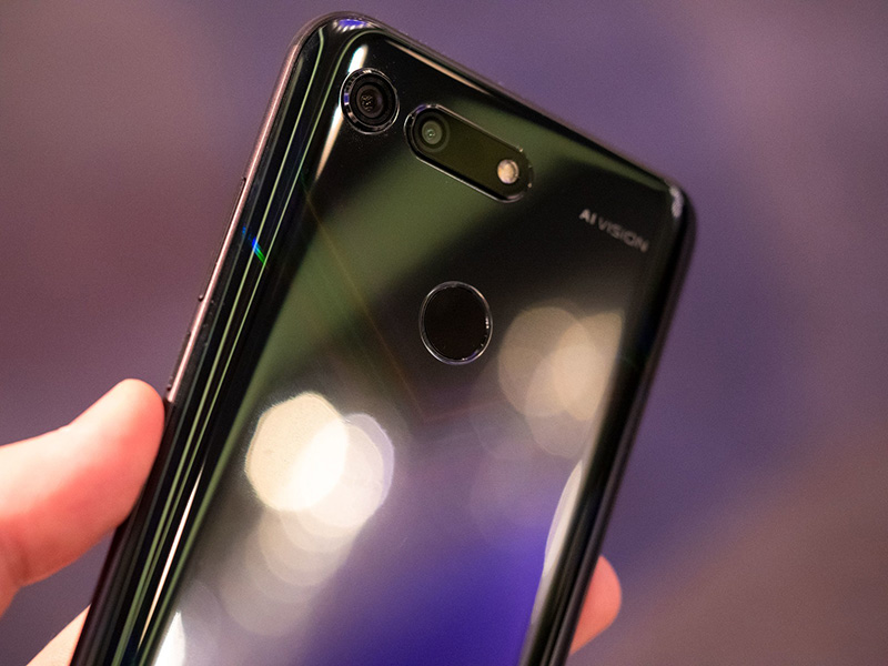 Trên tay Honor View 20 và đánh giá: Chiếc smartphone cao cấp đầu tiên của 2019