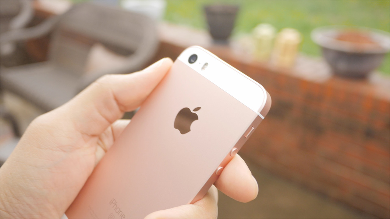iPhone SE bất ngờ được Apple mở bán trở lại, giá chỉ hơn 5 triệu đồng