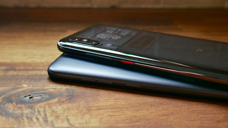 So sánh Mi 8 Pro và Pocophone F1