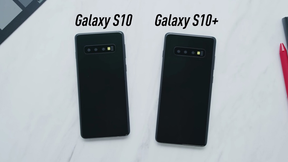 Trên tay mô hinh Galaxy S10, S10+: Mặt lưng quá đẹp, camera âm màn, viền mỏng dính