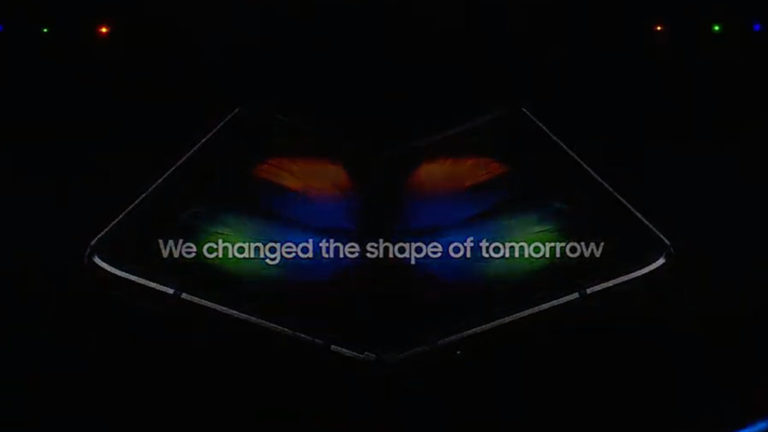 Samsung ra mắt Galaxy Fold: Giá 44.5 triệu đồng, mở bán ngay trong tháng 4