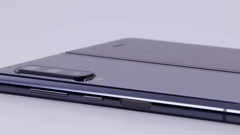 Galaxy Fold và những gì bạn cần biết về siêu phẩm 2000 USD này