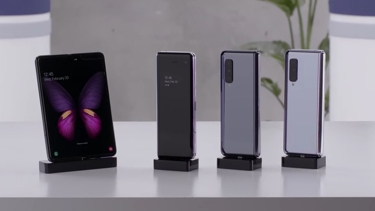 Galaxy Fold và những gì bạn cần biết về siêu phẩm 2000 USD này
