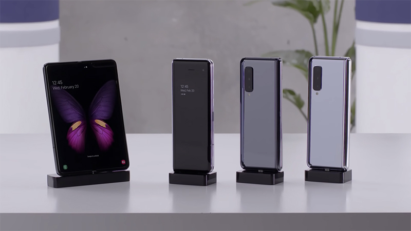 Điện thoại Samsung màn hình gập