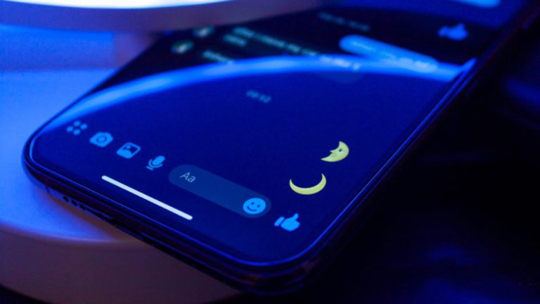 Hướng dẫn cách bật chế độ nền đen trên Facebook Messenger