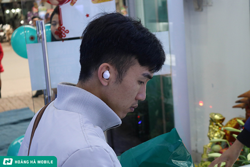 Mở bán Galaxy S10