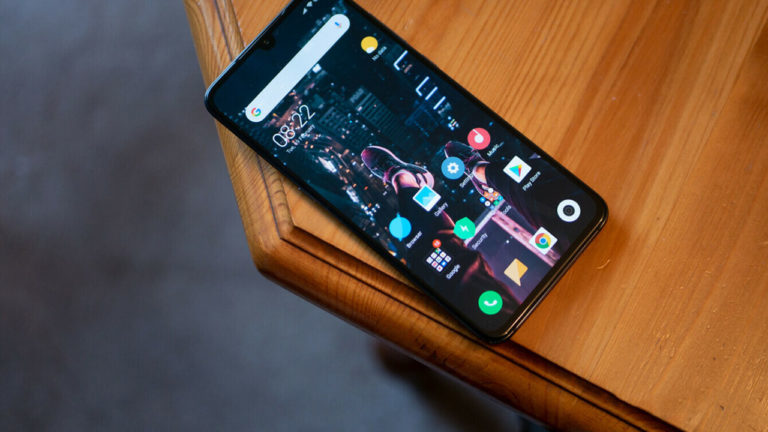 Có nên chờ Xiaomi Mi 9 mở bán hay là mua luôn Mi 8 Pro đây?