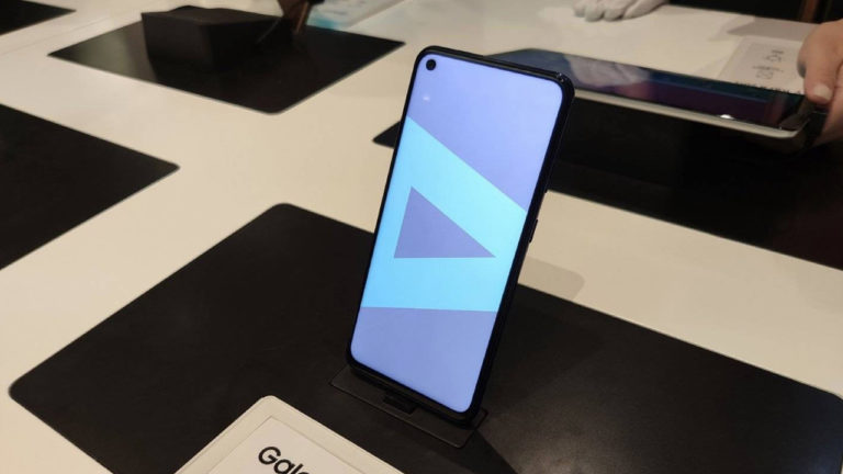 Galaxy A60 ra mắt: Màn hình Infinity O, Snapdragon 675, RAM 6GB, giá 7 triệu đồng