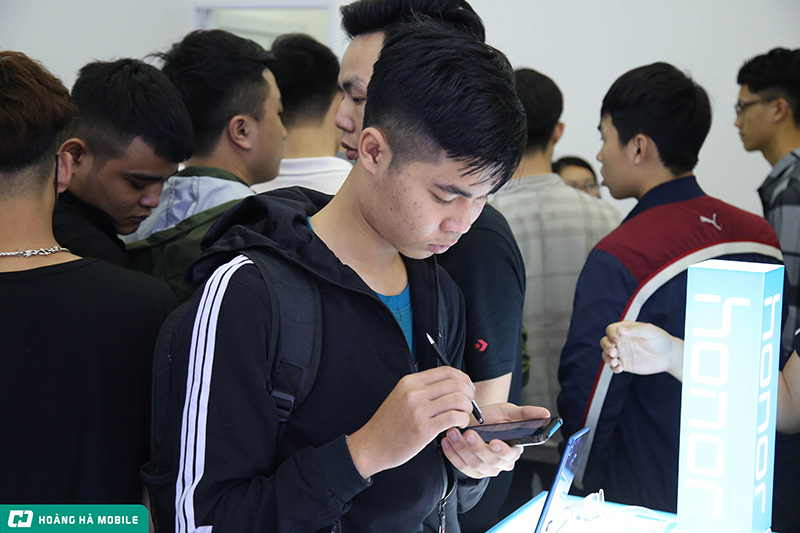 Hoàng Hà Mobile 392 Trương Định