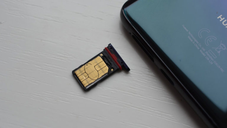 iSIM là gì? Hơn kém eSIM ở điểm nào?