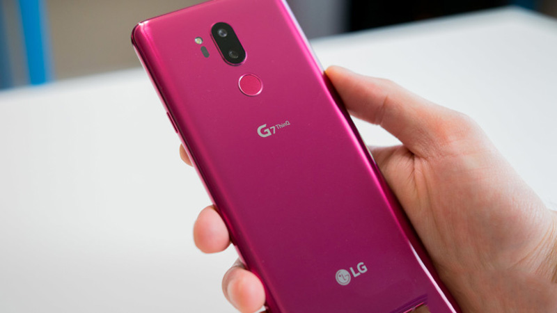 Nhà máy sản xuất điện thoại LG tại Việt Nam