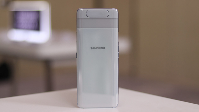 Trên tay Galaxy A80: Ấn tượng tuyệt đối với camera trượt xoay mở khoá