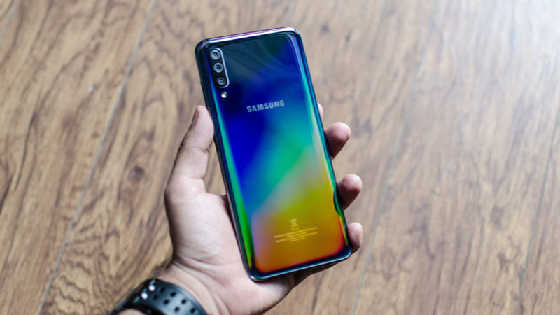 Đánh giá Galaxy A70