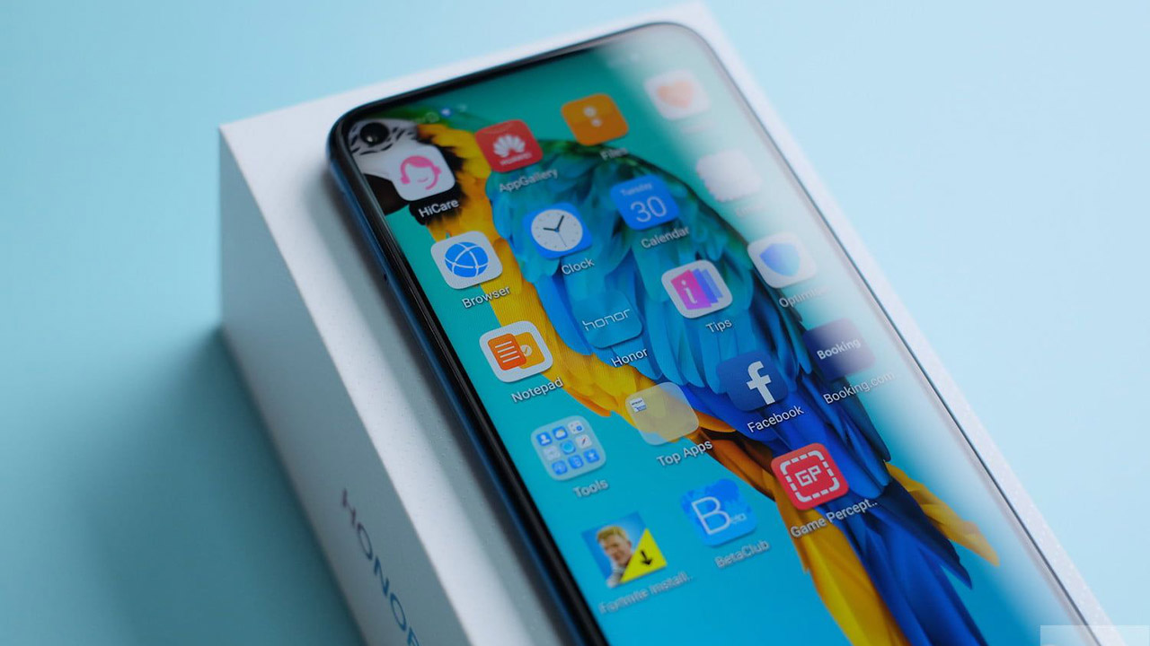Lộ diện hình ảnh Honor 20 Pro với màn hình đục lỗ