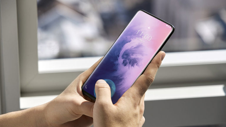OnePlus 7 Pro ra mắt: Snapdragon 855, màn hình cong 90Hz, camera 48MP, giá có hơn 15 triệu đồng