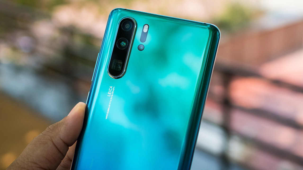 Huawei hứa sẽ cập nhật Android cho 17 smartphone dù sắp có lệnh cấm của Google