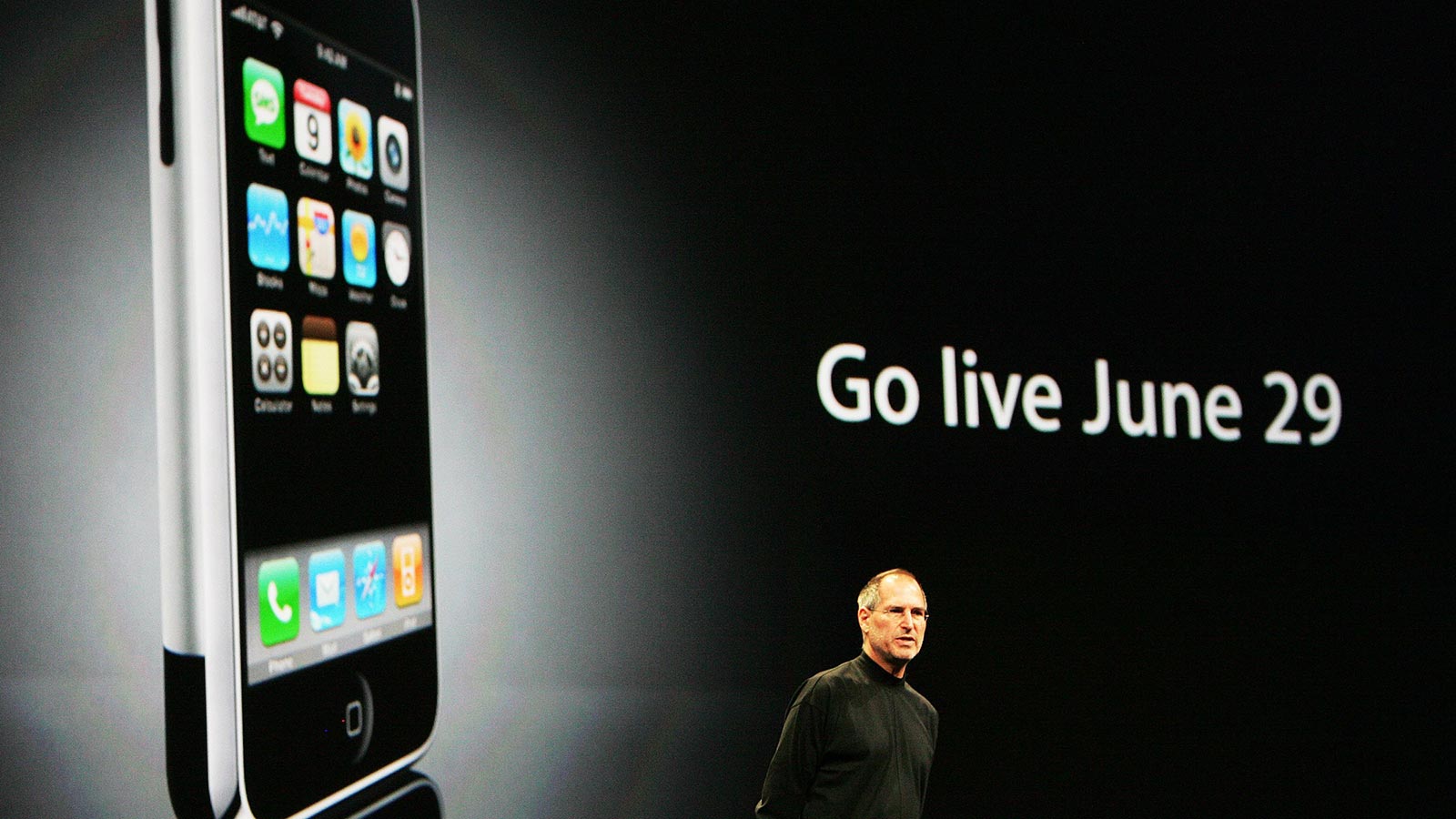 Ngày 29/06 cách đây 12 năm trước, Apple đã trình làng iPhone