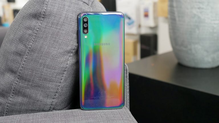 Đã có thông tin về màu sắc và bộ nhớ trong của Galaxy A51 và Galaxy A71