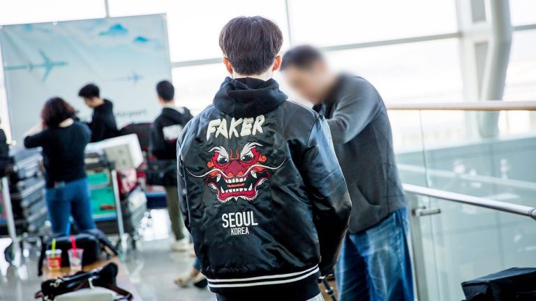 CHÍNH THỨC: SKT T1 đổi tên thành T1 và có logo mới