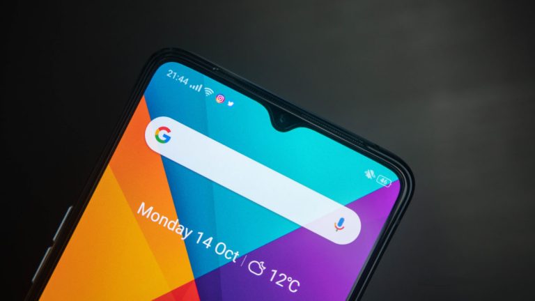 ĐỐ VUI: Thách bạn kể đúng 10 tính năng của những smartphone này