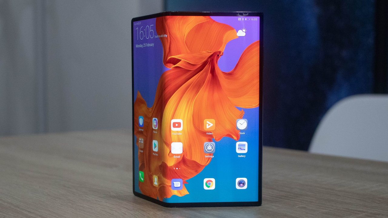 Huawei dự định sẽ ra mắt chiếc điện thoại “gập” giống Motorola Razr 2019