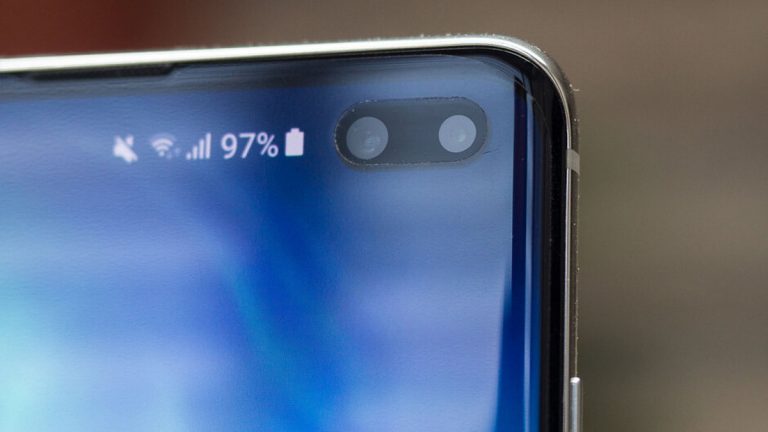 Galaxy S10 Lite đây rồi: Mặt sau giống Galaxy S9, camera selfie kép, màn hình cong