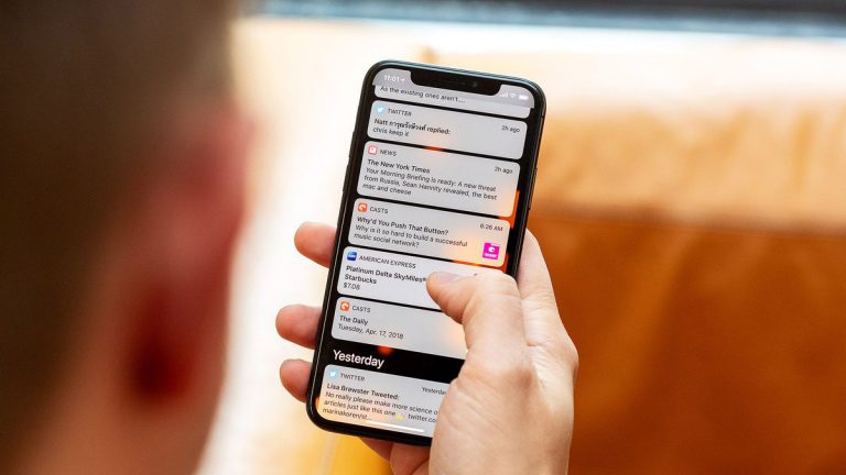 Cách Chạm để sáng màn hình trên iOS 13 cho iPhone