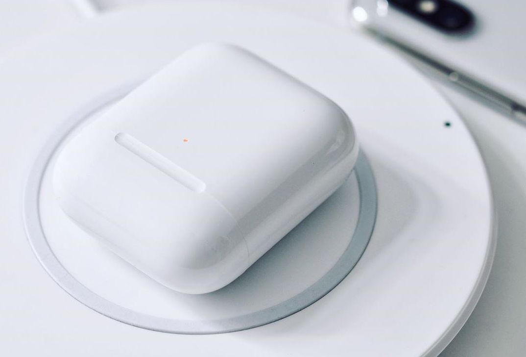 vệ sinh AirPods