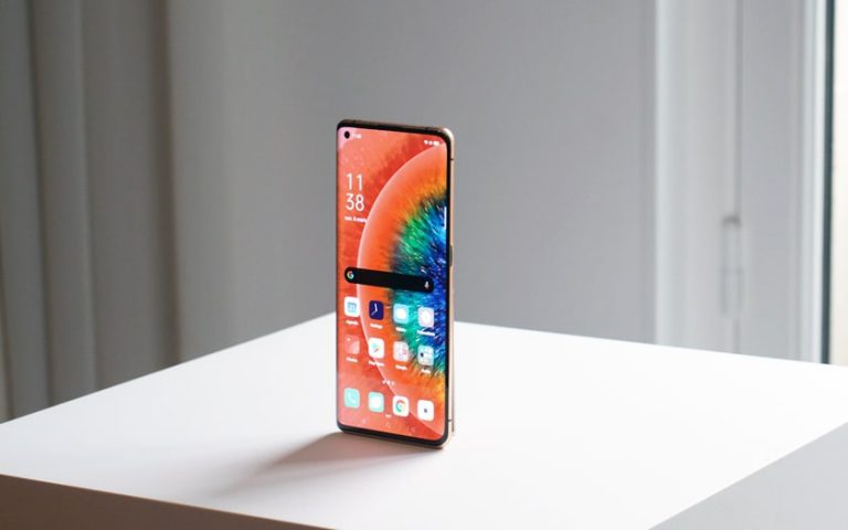 thiết kế OPPO Find X2 Pro