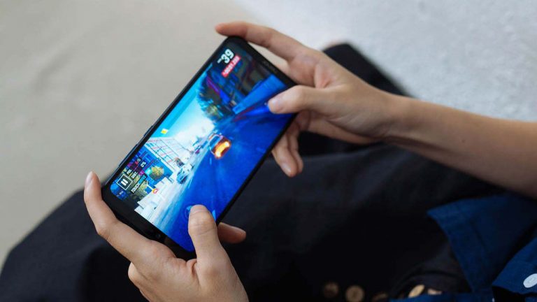 Smartphone nào là lựa chọn tuyệt vời nhất dành cho các game thủ?