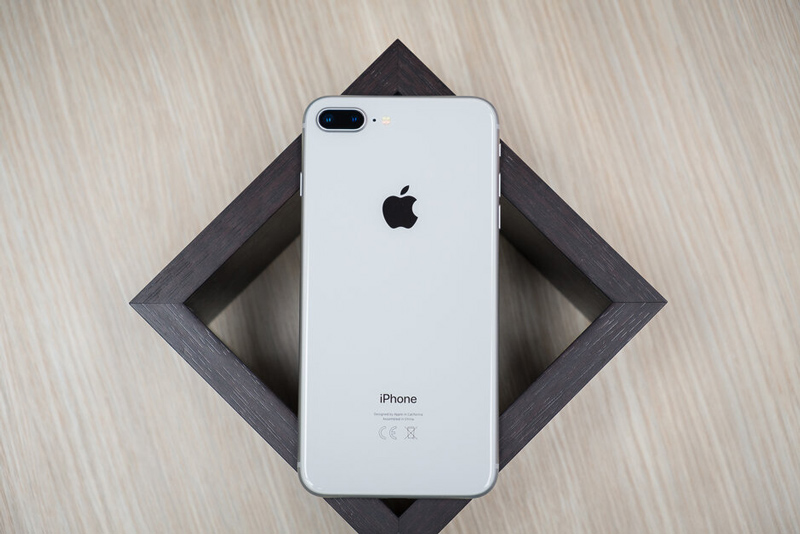 Apple ngừng bán iPhone 8