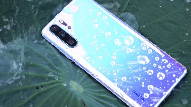 phu-kien-chong-nuoc-cho-smartphone-1