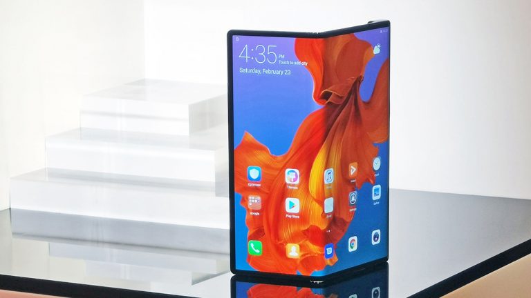 smartphone-man-hinh-gap-gia-re-1