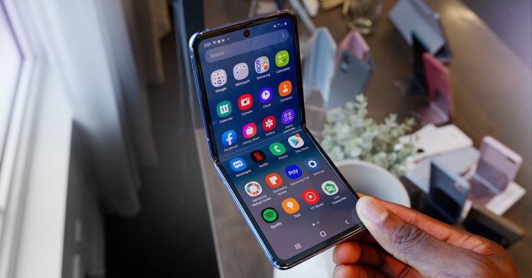 galaxy-z-flip-ngay-ra-mat-1