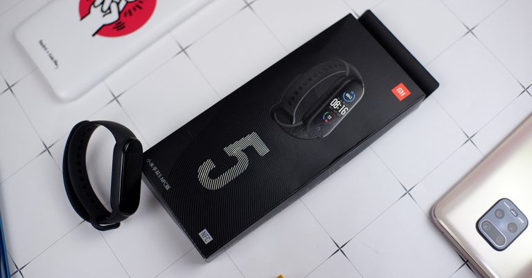 gia-xiaomi-mi-band-5-1