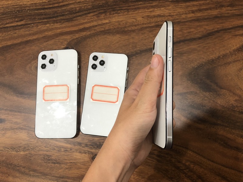 mo-hinh-cua-iphone-12-5