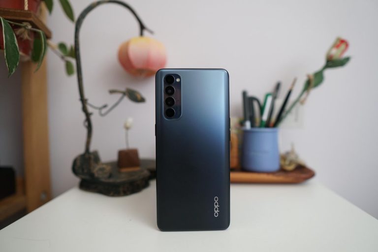 ra mắt OPPO Reno4 Pro Artist